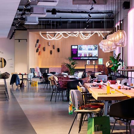 Moxy Outletcity Metzingen 메칭엔 외부 사진