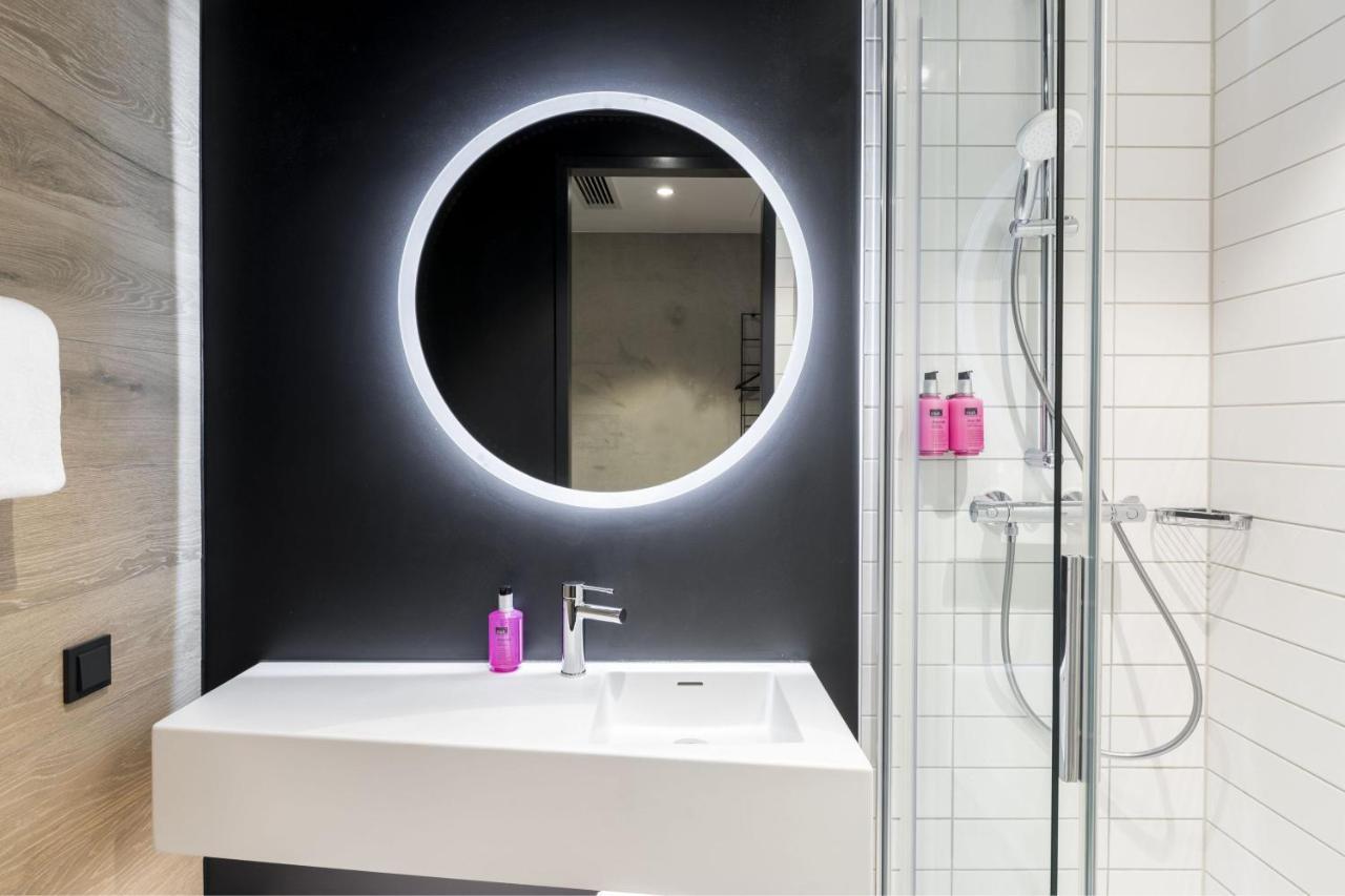 Moxy Outletcity Metzingen 메칭엔 외부 사진