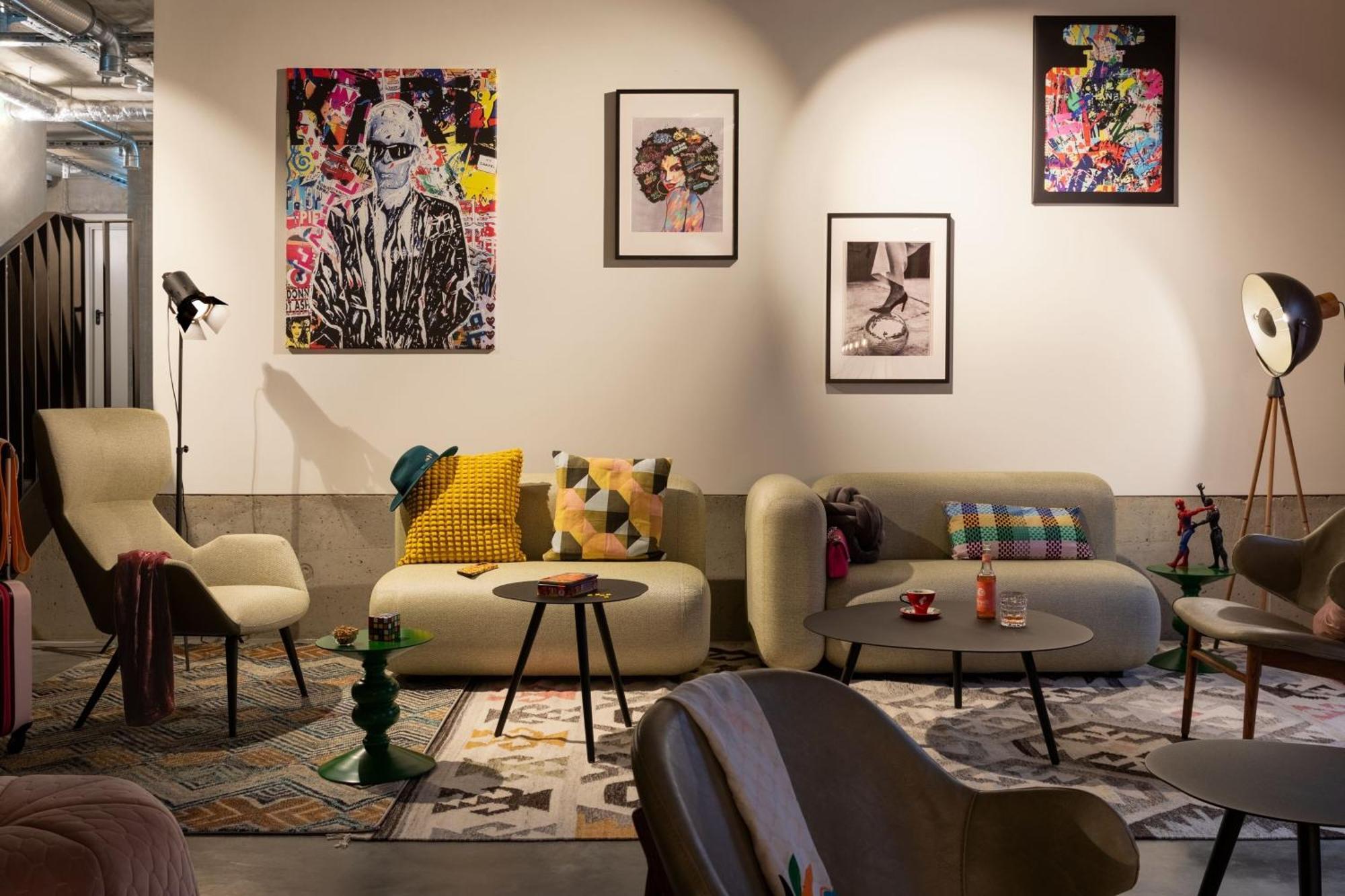 Moxy Outletcity Metzingen 메칭엔 외부 사진
