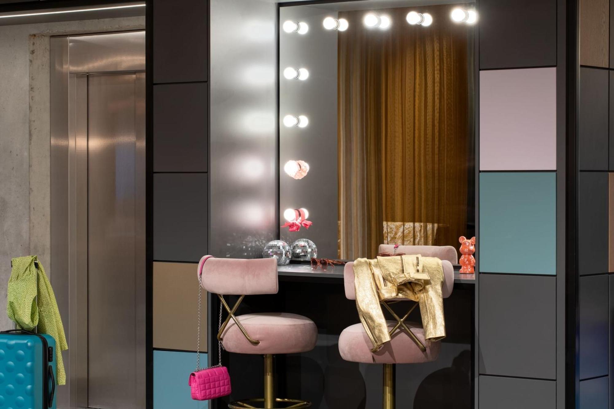 Moxy Outletcity Metzingen 메칭엔 외부 사진
