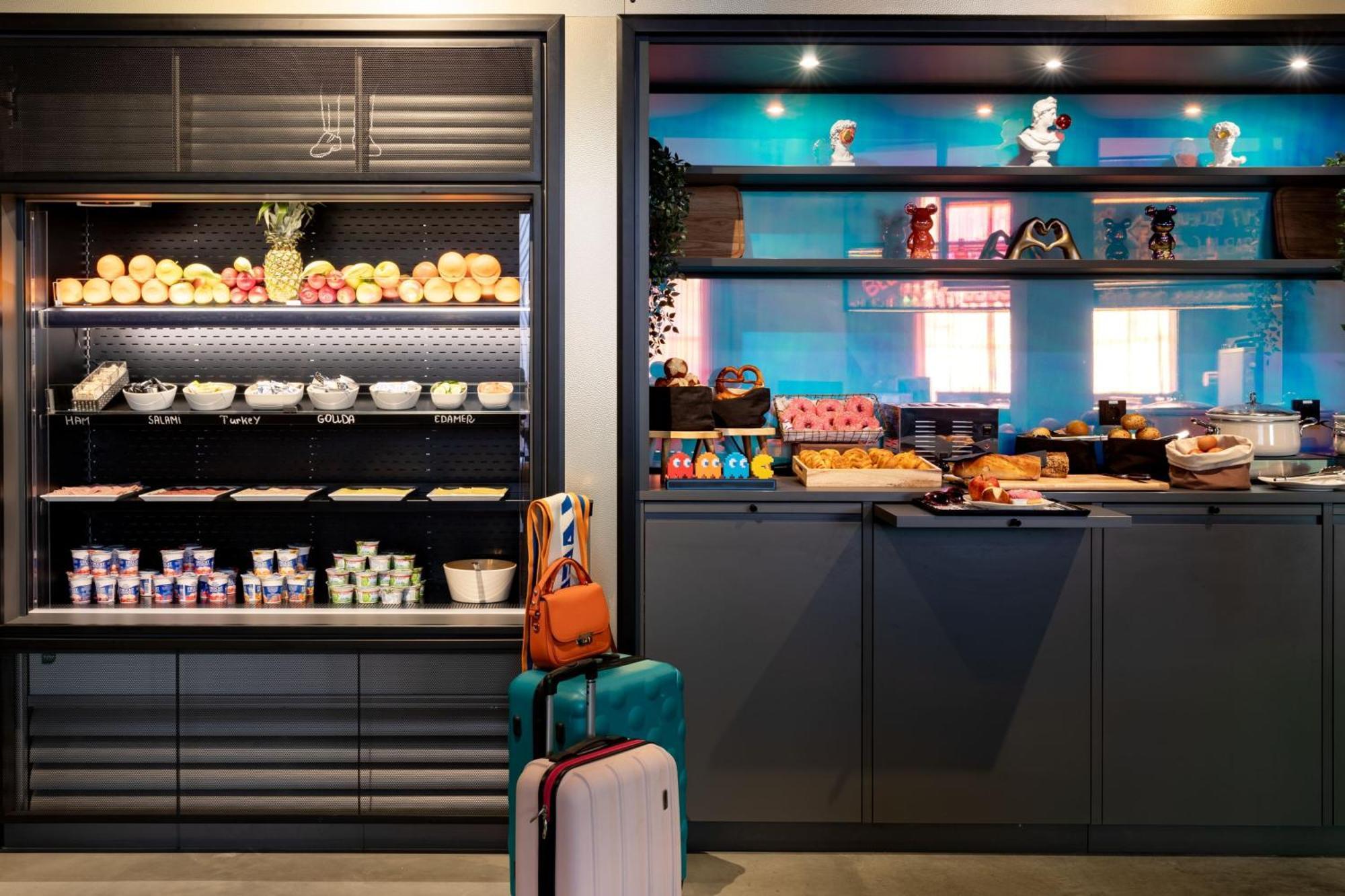 Moxy Outletcity Metzingen 메칭엔 외부 사진