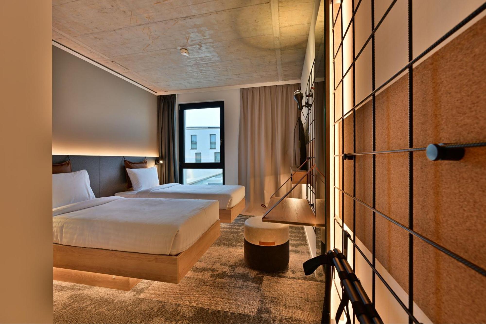 Moxy Outletcity Metzingen 메칭엔 외부 사진